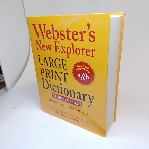Webster's New Explorer Large Print Dictionary. Third Edition - Picture 2 of 9